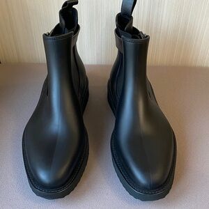 Saks Fifth Avenue Black Rain & Snow Boots
